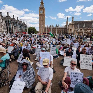 Starmer’s authoritarian turn – with Ash Sarkar