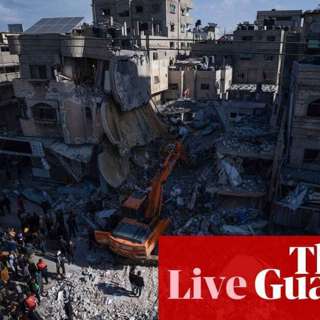 Apple releases iOS 17.4 in EU, Biden pushes UN Gaza ceasefire, German Leaders Debate Migration Clampdown, Russian Missile Strike Targets Leaders, and more...