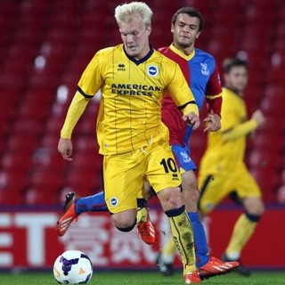 Emil Ásmundsson - Var farinn að sjá fyrir sér tækifæri með aðalliði Brighton.
