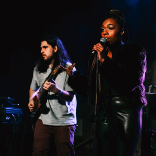 Smac! - Oscar Woodrich and Maegan Jones