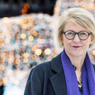 Äpplen och päron i rapporteringen om politikers ersättning för boende, kritik mot kritikerna och historien om banktidningen Lyckoslanten