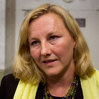 Ewa Björling - inget besked om vapenaffärer med Saudiarabien