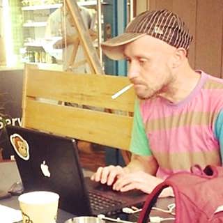 Slutrapport från Beirut: Professor Bög är kär