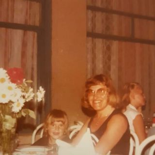 Dom frågar om hon kommer från Rumänien