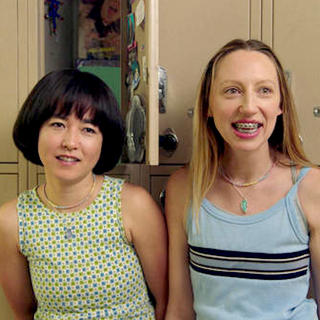 198: I'm Obsessed w My BFF (w PEN15's Anna Konkle and Maya Erskine)