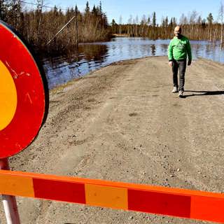 Ingen fara - ett uttryck som numera inte betyder så mycket. 
Språkfrågor om små detaljer