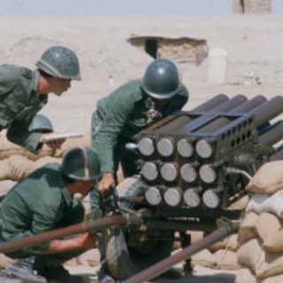 På jakt efter det första kriget