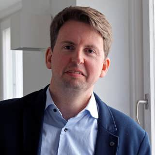 Johan Berggren: "Precis efter fotbollsmatcherna brukade raketerna skickas"