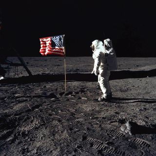 Extended Classic – Cosmic Queries: The Space Race