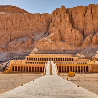 TLDR Hatshepsut's Mortuary Temple
