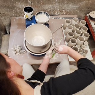 Reaching Out To Galleries | Susie Kathol | Episode 1155