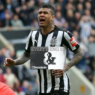 Positive vibes as Kenedy arrives and Rafa Benitz in a good mood heading into pre-season