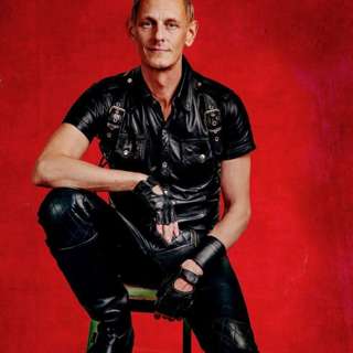 05/23: Antti Kauppinen: Mustaa nahkaa, viljavaa romantiikkaa