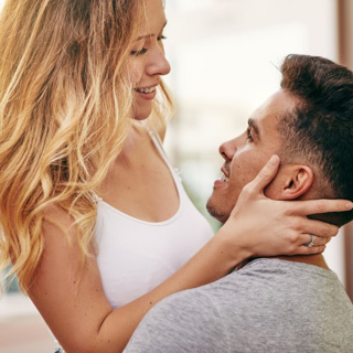 How to Tell if a Guy Likes You WikiHow article
