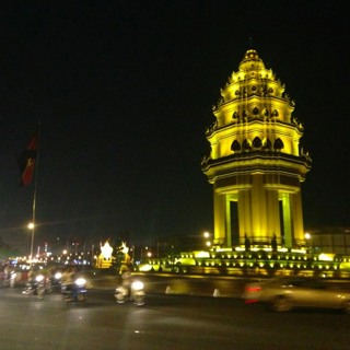 Talk Travel Asia - Episode 33: Three Nights in Phnom Penh