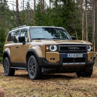 Bonus: Bak rattet i nye Land Cruiser