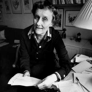 Hotad TV-avgift och hårtslående debatthäxa