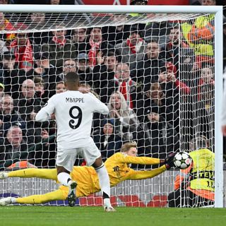 Liverpool sink Real Madrid, PSV & Benfica leave it late
