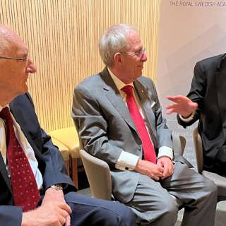 Livliga diskussioner gav tre vänner Nobelpris
