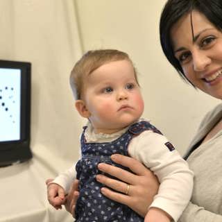 Babylabbet – forskning bland leksaker, superkrafter och matematisk psykologi