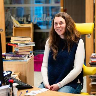 Julepraten: Mari Snortheim, bibliotekar på Røros bibliotek