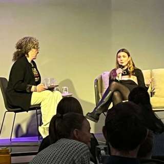 Ordskifte med Ella Marie Hætta Isaksen på Klimakveld under Klimaomstillingskonferansen 2024