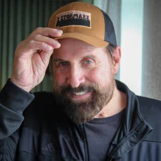 Peter Stormare: Jag kan inte sitta i en biosalong