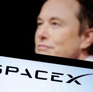 SpaceX’s big day, Iran, Ebola’s patient zero and Russian chess