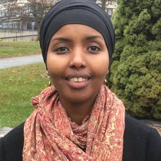 Baadigoobka wiilka 12 jirka ah oo aad socota, Uigurer oo lagu qasbo iney la shaqeeyaan Shiinaha iyo Cudurka kansarka ee dhuunta ilmagaleenka