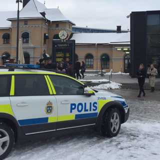 Lösa uppgifter om Uppsalagarde och subtila sanningsstrider i samtiden