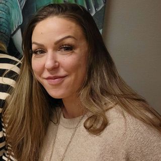 40. Vem är Cassandra Ivekrans?