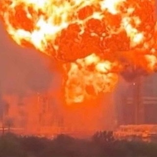 Gas shortages ‘finally’ hit Moscow as Kyiv intensifies strikes on refineries & David Knowles on the largest Nazi massacre in Ukraine