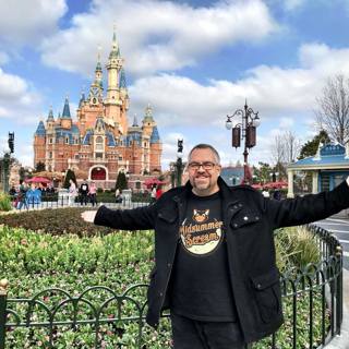 Rick West Goes to Shanghai Disneyland Part 1 - Episode 147