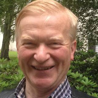 ”De e klokere te å vare gla än de e te å vare klok”. Språket om några drag i värmländskan