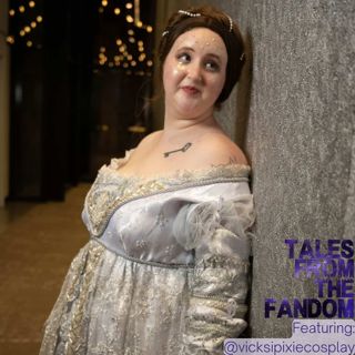 Episode 427: Vicki aka Vicksipixiecosplay returns and talks Pride and Prejudice, Scooby Doo, and Cosplay