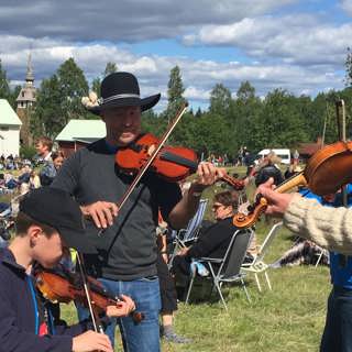 Kampen om folkmusiken - vem tar ställning?