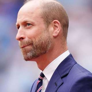 Prince William Sells Duchy Stake, SNP Blasts Labour Over Scottish Woes, London Targets Green Olympics, Liverpool Stands Firm Amid Alonso Appointment, and more...