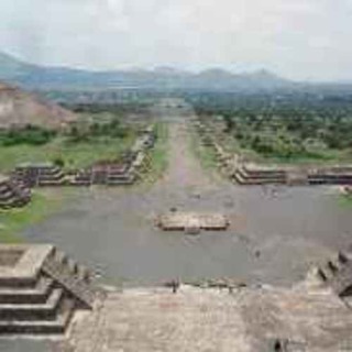 Teotihuacan, gudarnas stad - ur arkivet 2024-01-01