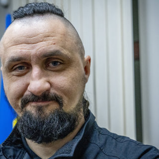 Mange ukrainske ministre trekker seg, tøff situasjon i Donetsk og mange drept i russiske angrep