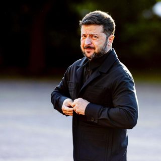 Поедет ли Владимир Зеленский на встречу Трампа и Путина на Аляске?