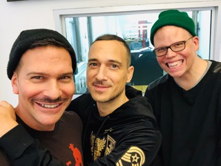 Ep: 87 : Sir Ari Gold Sings and Looks Sexy