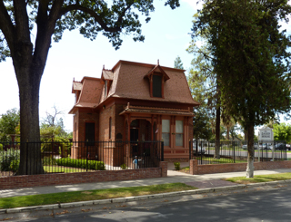 Ep. 359 - Zalud House