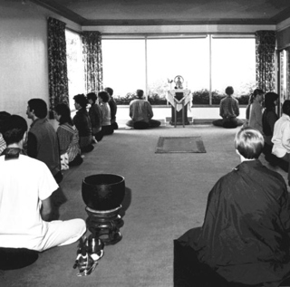 21 – Sesshin: 24-7 Silent Meditation Retreats