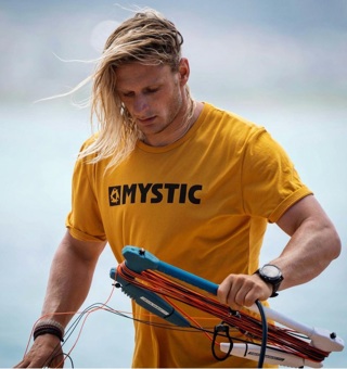 Giel Leaves Ocean Rodeo | Liam Whaley Injured | Emergency Episode