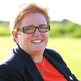 Jean Marie Anderson Returns: A Mix of Music and Memories