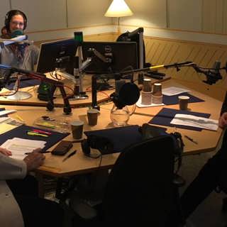 Avsnitt 45: Brexitsoppa till lunch när Theresa May förhandlar i Bryssel, DUP-torpeden och de dekadenta ländernas klubb