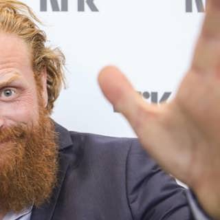 Skådespelaren Kristofer Hivju älskar kritik och frisbeegolf
