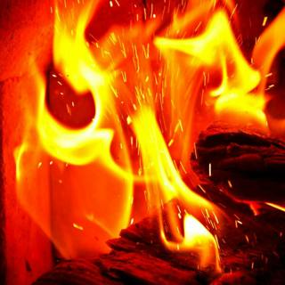 😴🔥🎵 SLEEP Deeply with this Soothing MUSIC paired with the Sound of FIRE