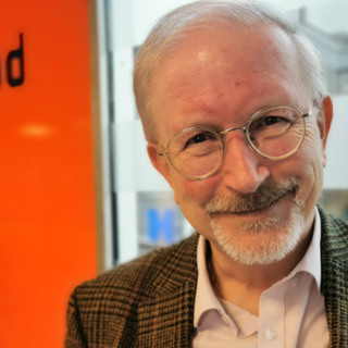 ENGASJERT: Taler (Petter Steen)
