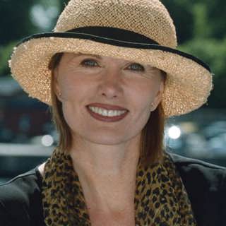 Maud Adams 2007